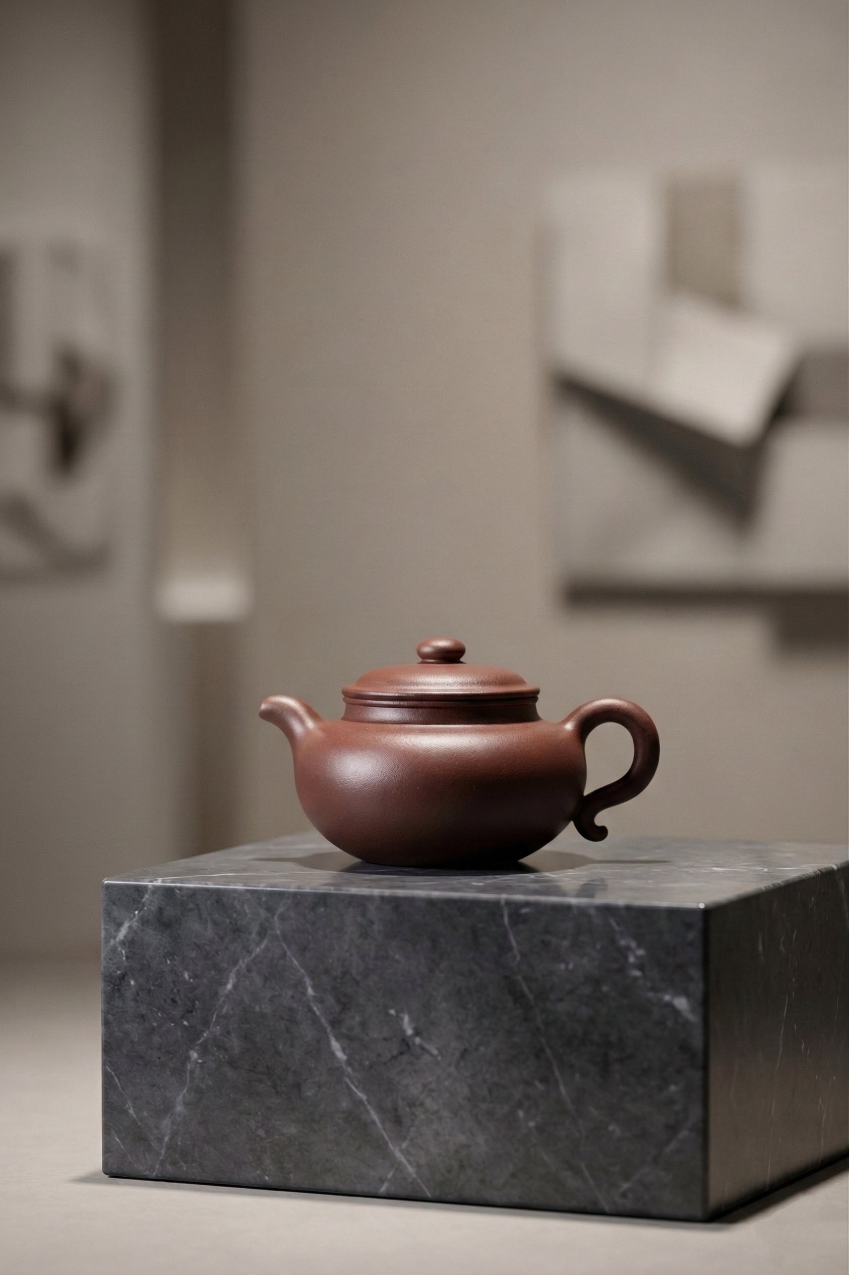 THE ANCESTRAL VESSEL · Teapot | 溯源系列 · 紫砂壶